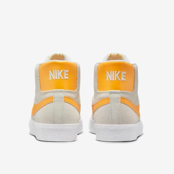 Nike Men’s SB Zoom Blazer Mid
Summit White/Summit White/Laser Orange
Skate Shoes - Picture 15 of 16